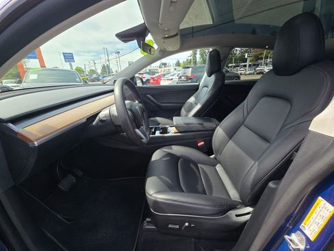 Used 2020 Tesla Model Y Long Range AWD/4WD image 23