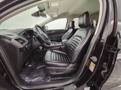 Used 2024 Ford Edge SEL AWD/4WD image 16