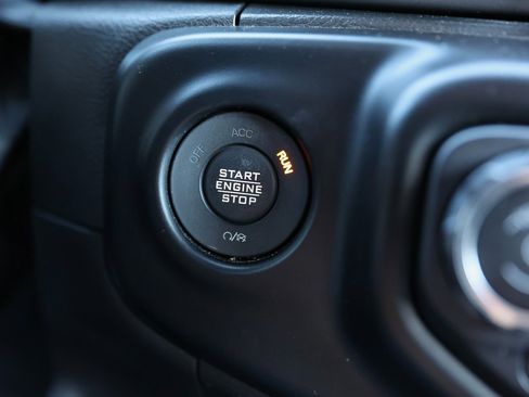 Used 2022 Jeep Wrangler Unlimited Sport image 30