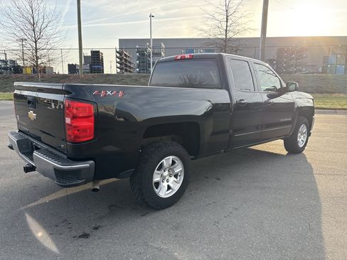 Used 2018 Chevrolet Silverado 1500 LT w/ All Star Edition image 9