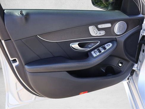 Used 2020 Mercedes-Benz C 300 4MATIC Sedan image 12