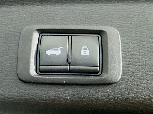 Used 2024 Mitsubishi Outlander SE FWD image 32