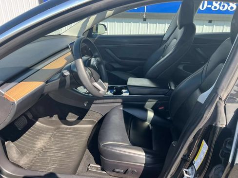 Used 2020 Tesla Model 3 Standard Range Plus RWD image 19