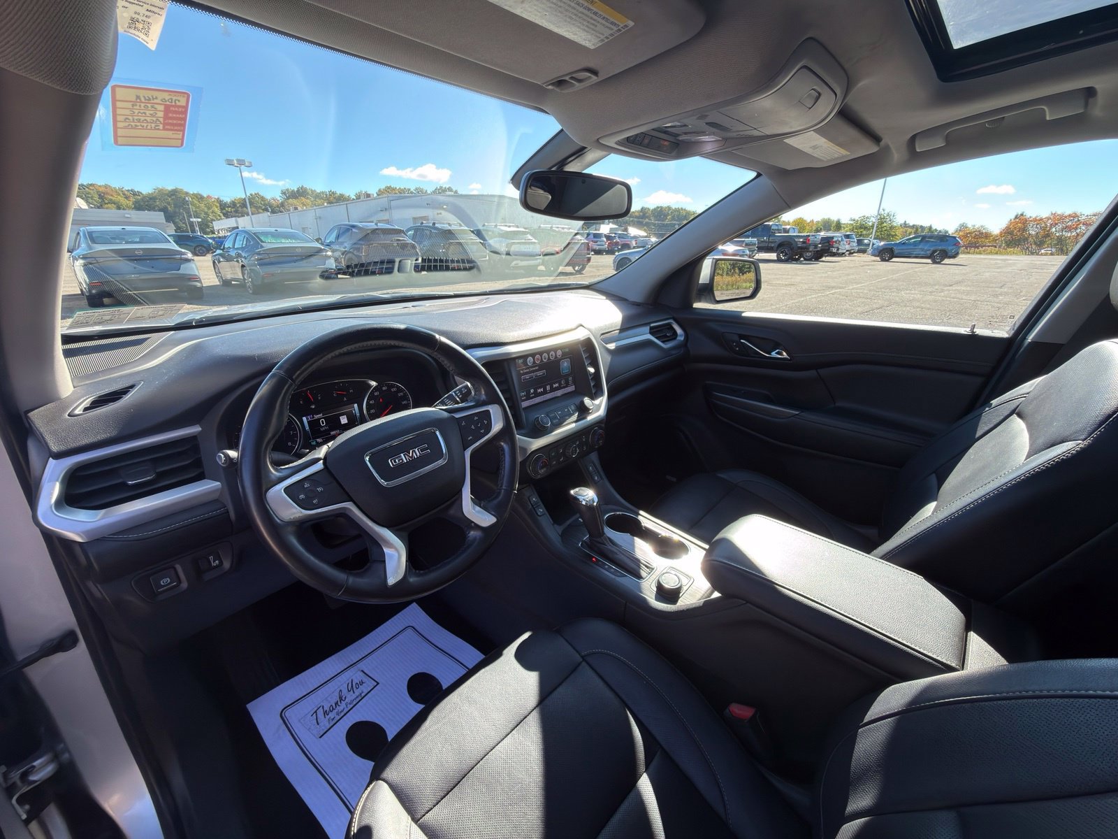 Used 2019 GMC Acadia SLT AWD/4WD image 2