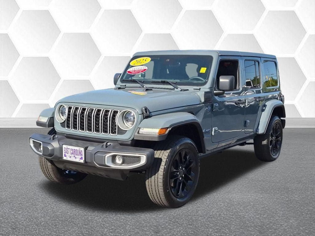 Certified 2025 Jeep Wrangler Unlimited Sahara w/ Technology Group AWD/4WD image 7