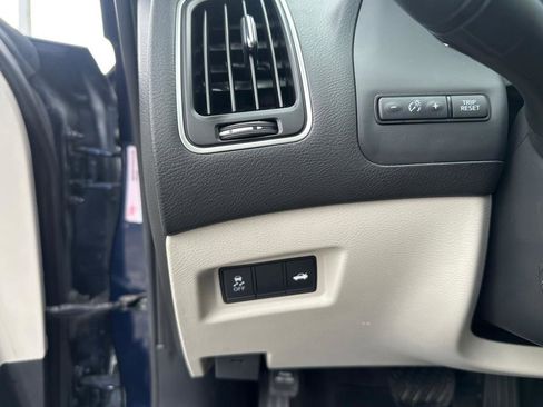 Used 2023 INFINITI Q50 Luxe w/ Cargo Package RWD image 17