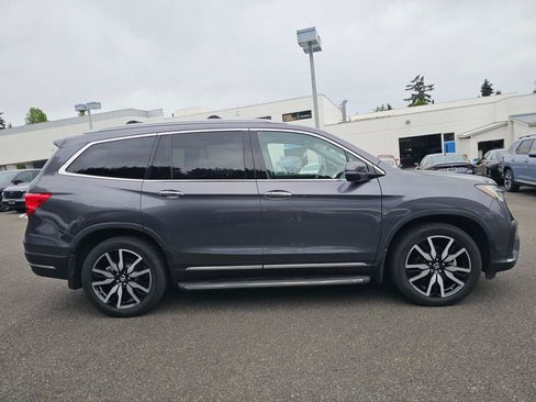 Used 2019 Honda Pilot Touring image 8