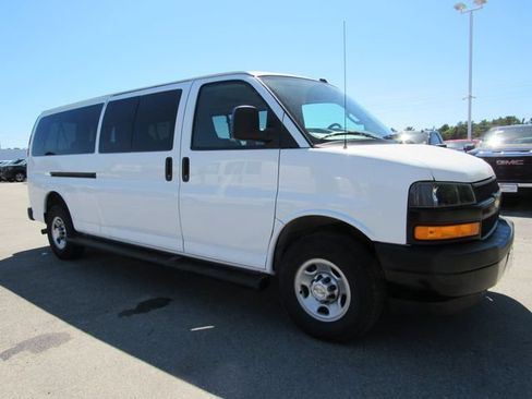 Certified 2023 Chevrolet Express 3500 LS RWD image 6