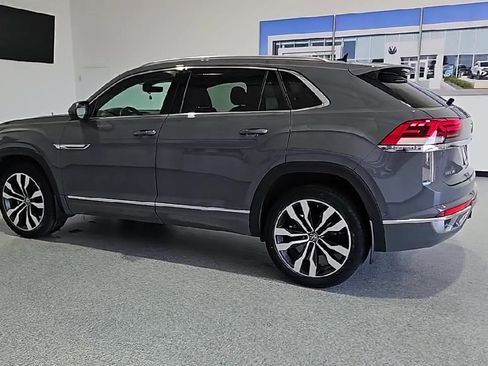 Certified 2023 Volkswagen Atlas Cross Sport SEL Premium R-Line AWD/4WD image 6