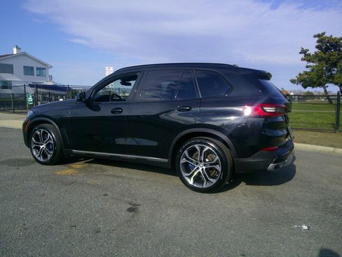 Used 2020 BMW X5 xDrive50i AWD/4WD image 7