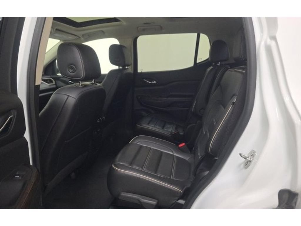 Used 2020 GMC Acadia Denali w/ LPO, 'HIT The Road' Package AWD/4WD image 9