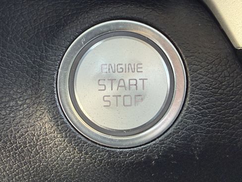 Used 2020 Kia Telluride LX AWD/4WD image 21