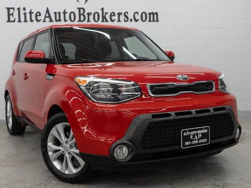 Used 2016 Kia Soul + image 7