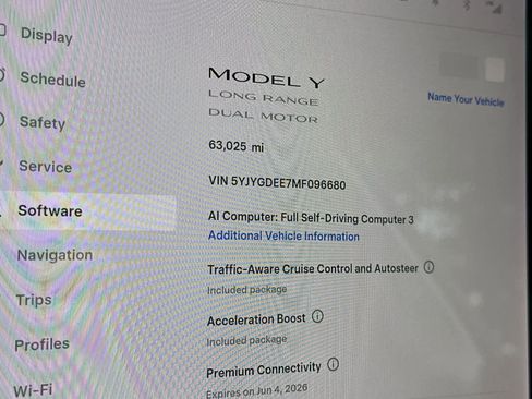 Used 2021 Tesla Model Y Long Range AWD/4WD image 28