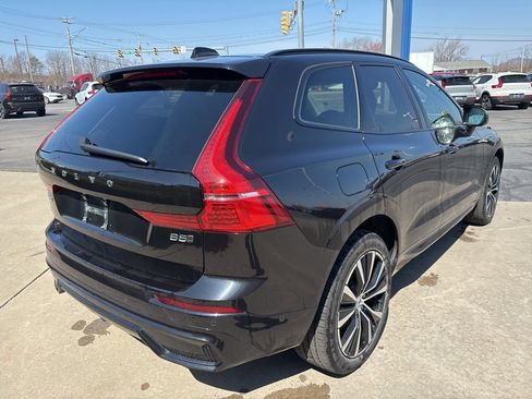 Certified 2025 Volvo XC60 B5 Plus AWD/4WD image 7