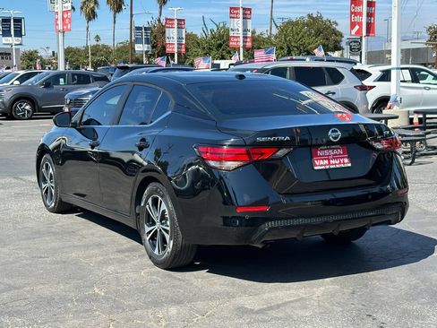 Used 2022 Nissan Sentra SV FWD image 4
