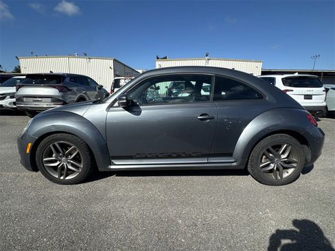 Used 2012 Volkswagen Beetle 2.5 image 8