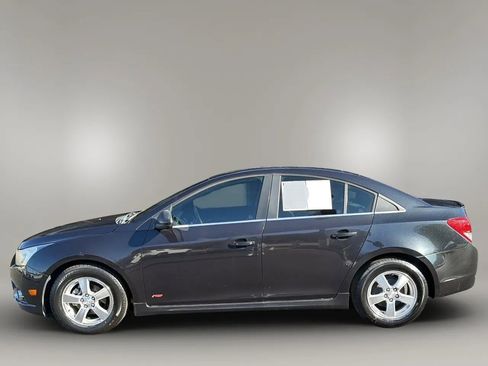 Used 2012 Chevrolet Cruze LT w/ RS Package image 4