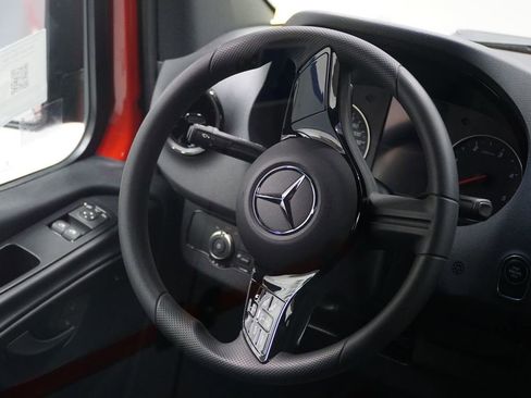 New 2025 Mercedes-Benz Sprinter 2500 image 12