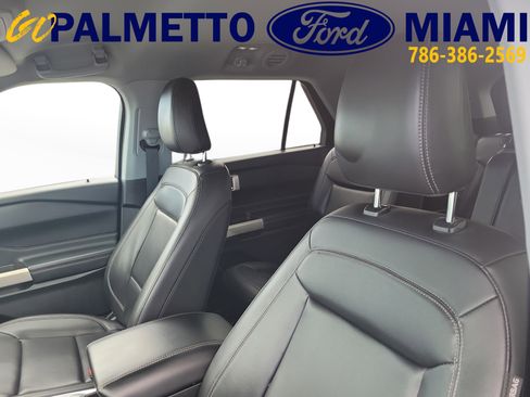 Used 2023 Ford Explorer XLT w/ Equipment Group 202A RWD image 21