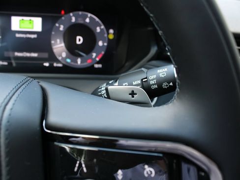New 2026 Land Rover Range Rover Velar S AWD/4WD image 23