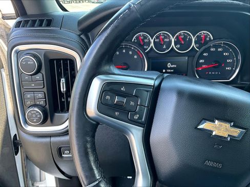 Used 2021 Chevrolet Silverado 2500 LT w/ Convenience Package image 23