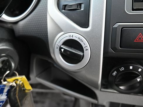 Used 2015 Toyota Tacoma 4x4 Double Cab image 18