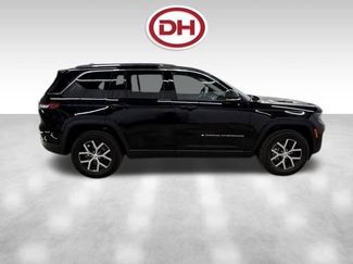 Used 2023 Jeep Grand Cherokee Limited w/ Trailer Tow Prep Group (B) AWD/4WD video 2