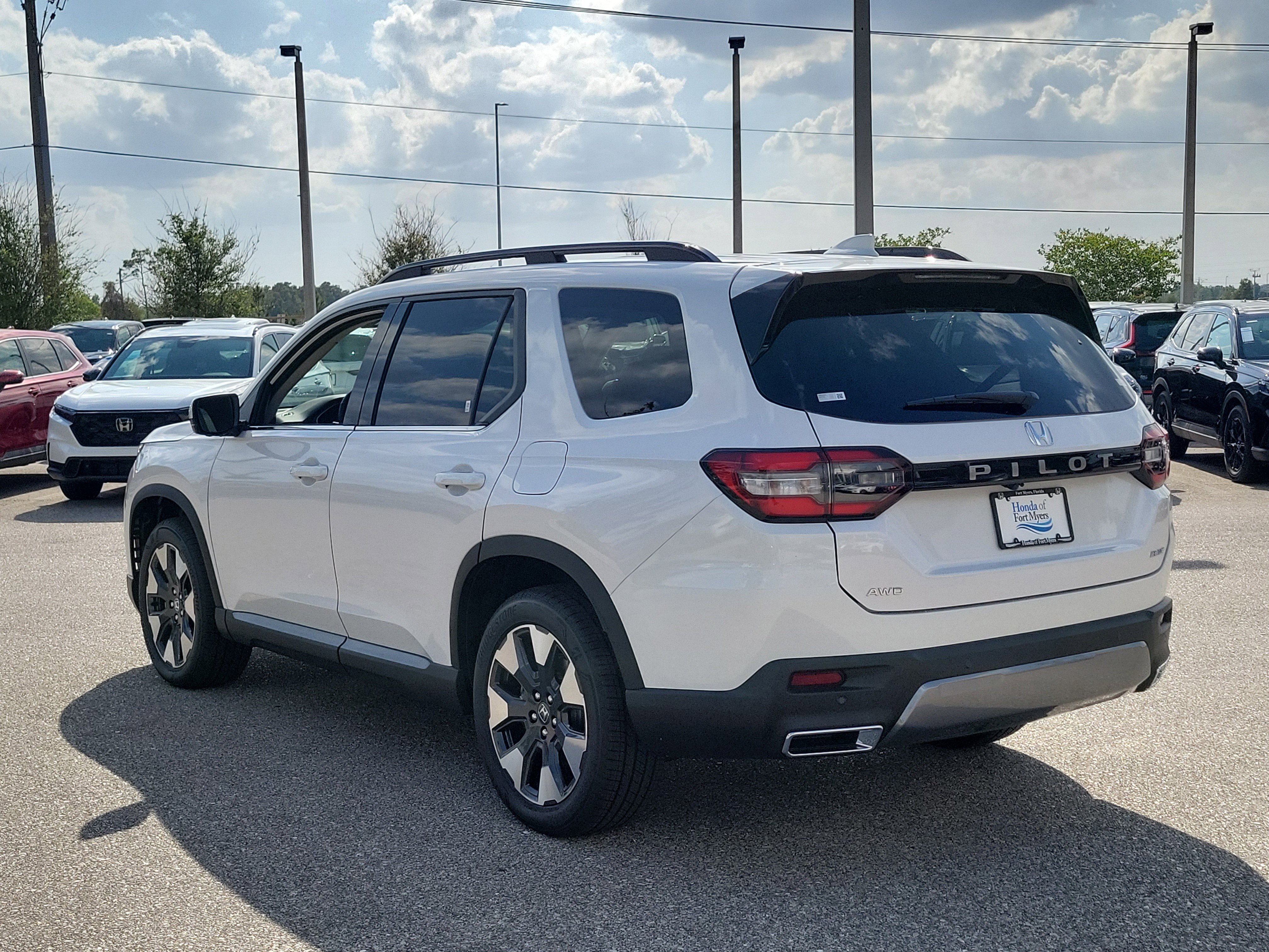 New 2026 Honda Pilot Elite image 5