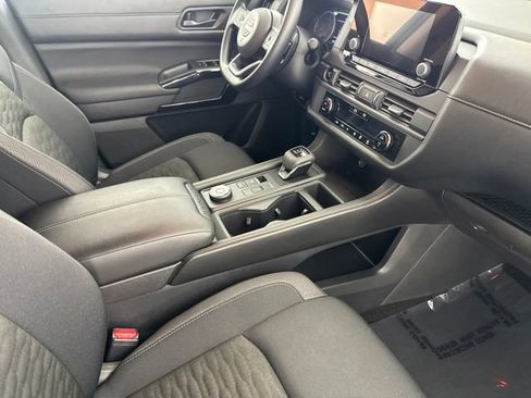 Certified 2025 Nissan Pathfinder S AWD/4WD image 21