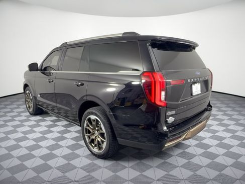 Used 2025 Ford Expedition King Ranch AWD/4WD image 3