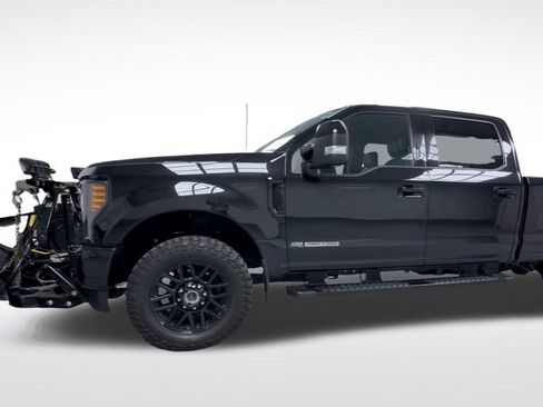 Used 2019 Ford F350 Lariat AWD/4WD image 4