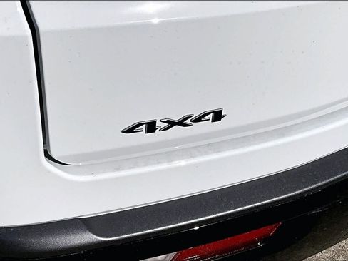 New 2026 Jeep Grand Wagoneer Limited AWD/4WD image 16
