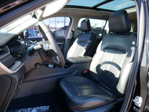 Used 2023 Jeep Grand Cherokee L Limited w/ Luxury Tech Group II image 14