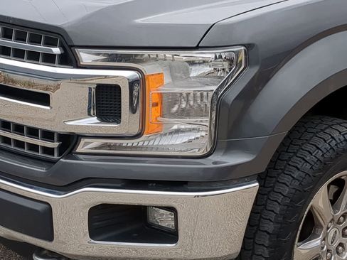 Used 2019 Ford F150 XLT w/ Equipment Group 302A Luxury AWD/4WD image 11