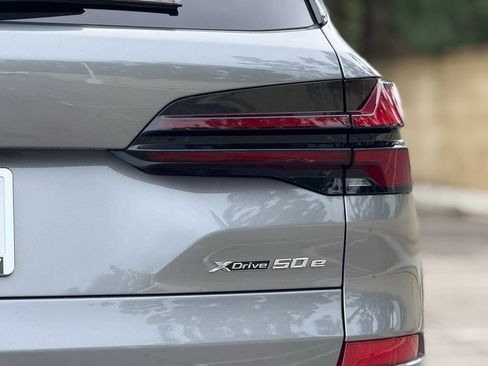 New 2026 BMW X5 xDrive50e w/ M Sport Package image 13