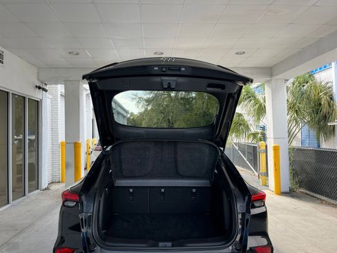 Used 2025 Buick Envista Preferred image 31