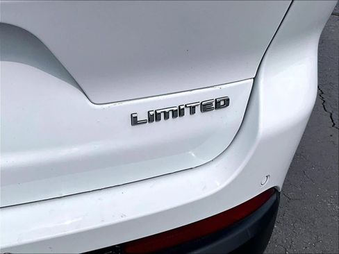 Used 2022 Jeep Grand Cherokee L Limited image 30