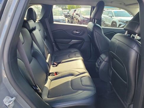 Used 2022 Jeep Cherokee Latitude Lux image 10