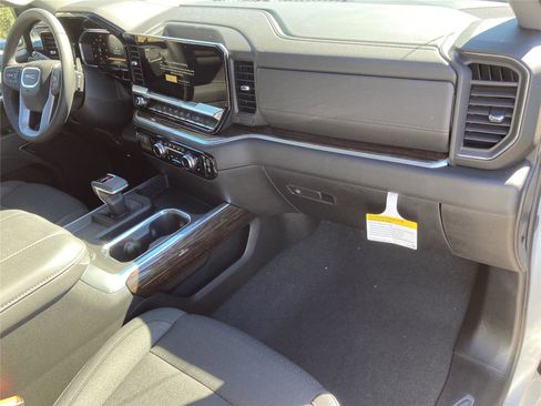 New 2026 GMC Sierra 1500 Elevation AWD/4WD image 18