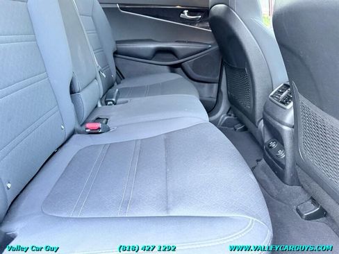 Used 2017 Kia Sorento FWD image 20