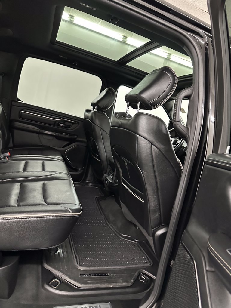 Used 2022 RAM 1500 Limited w/ Body-Colour Bumper Group AWD/4WD image 36