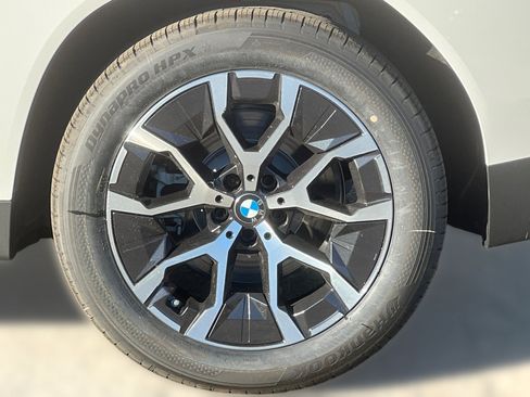 Used 2026 BMW X3 xDrive30i w/ Premium Package AWD/4WD image 12