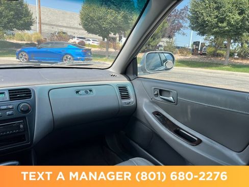 Used 2002 Honda Accord EX image 25