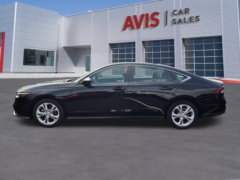 Used 2025 Honda Accord LX image 10
