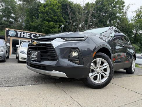 Used 2021 Chevrolet Blazer LT FWD image 2