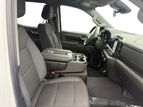 Certified 2025 Chevrolet Silverado 1500 LT image 17