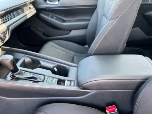 Used 2025 Honda Accord SE image 16