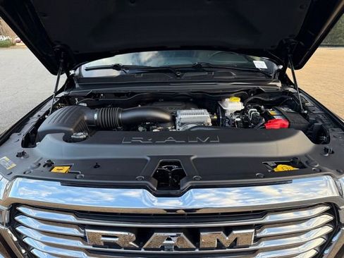 New 2026 RAM 1500 Laramie AWD/4WD image 25