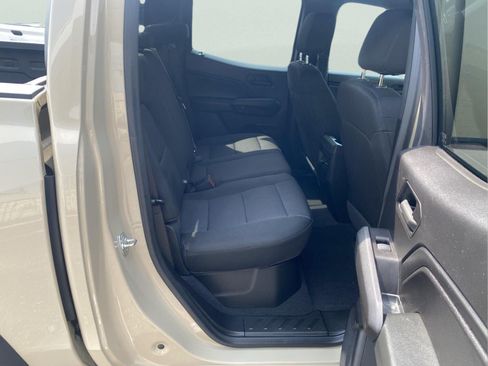 Used 2024 Chevrolet Colorado Trail Boss w/ Advanced Trailering Package AWD/4WD image 29